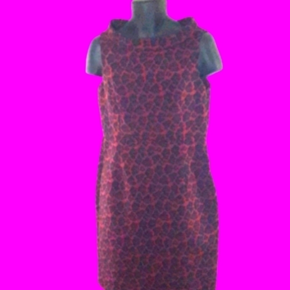 Stunning Anne Klein Maroon Leopard Print Dress, 14 - Picture 4 of 8